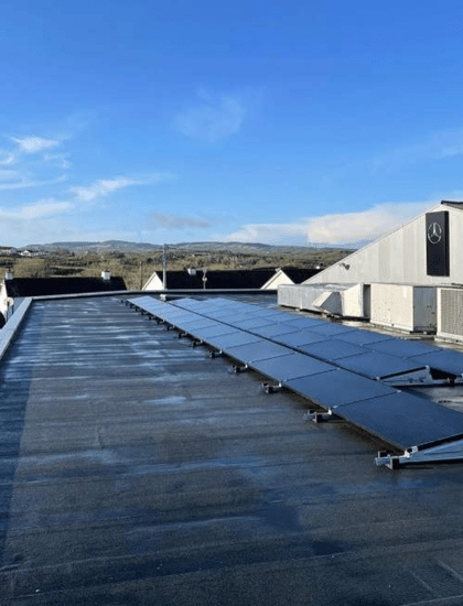 solar-panels-meet-the-energy-needs-of-large-commercial-operations